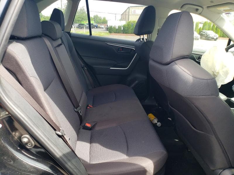 2025 TOYOTA RAV4 LE 10