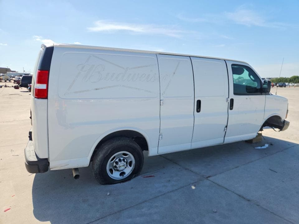 2024 CHEVROLET EXPRESS G2500 3