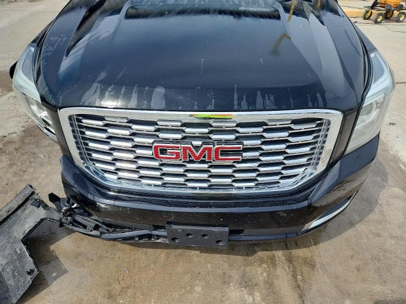 2020 GMC YUKON XL DENALI 12
