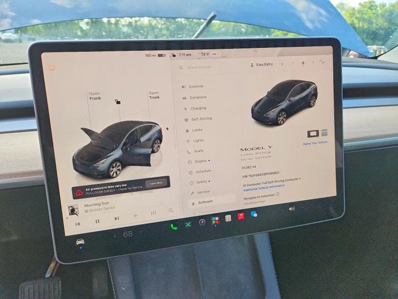 2024 TESLA MODEL Y 9