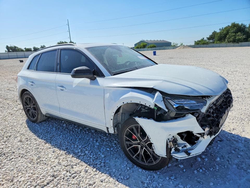 2025 AUDI SQ5 PREMIUM PLUS 4