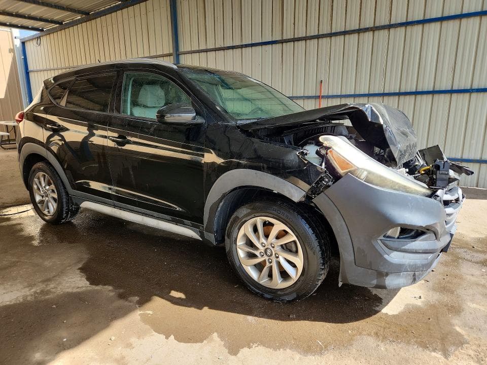 2017 HYUNDAI TUCSON SE 4