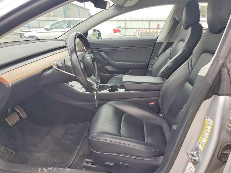 2018 TESLA MODEL 3 7