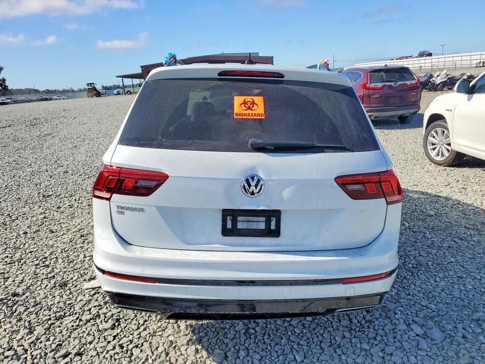2021 VOLKSWAGEN TIGUAN SE 6