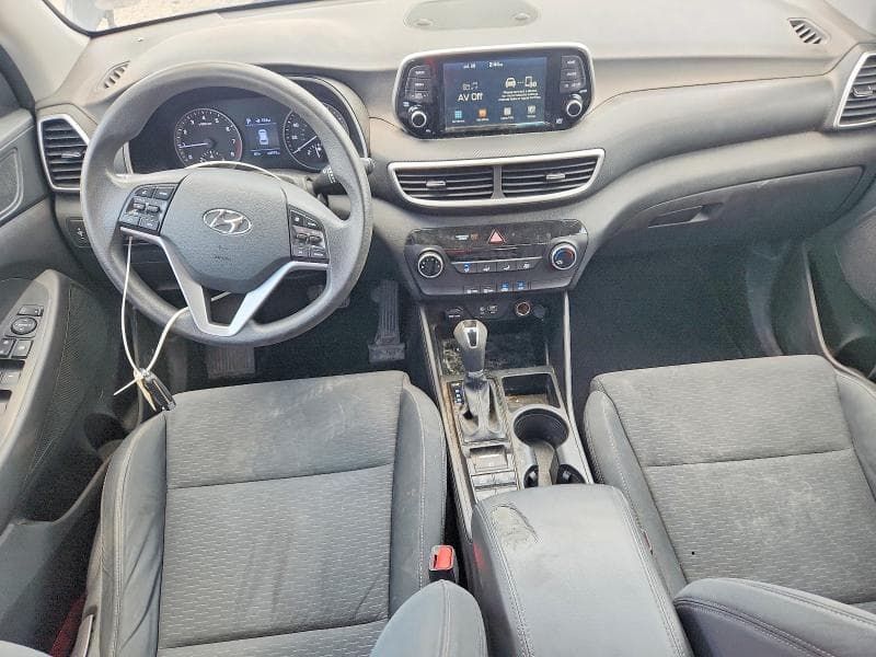 2020 HYUNDAI TUCSON SE 8