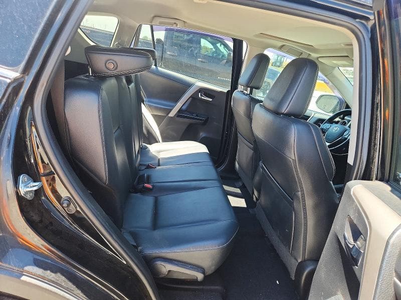 2017 TOYOTA RAV4 LIMITED 11