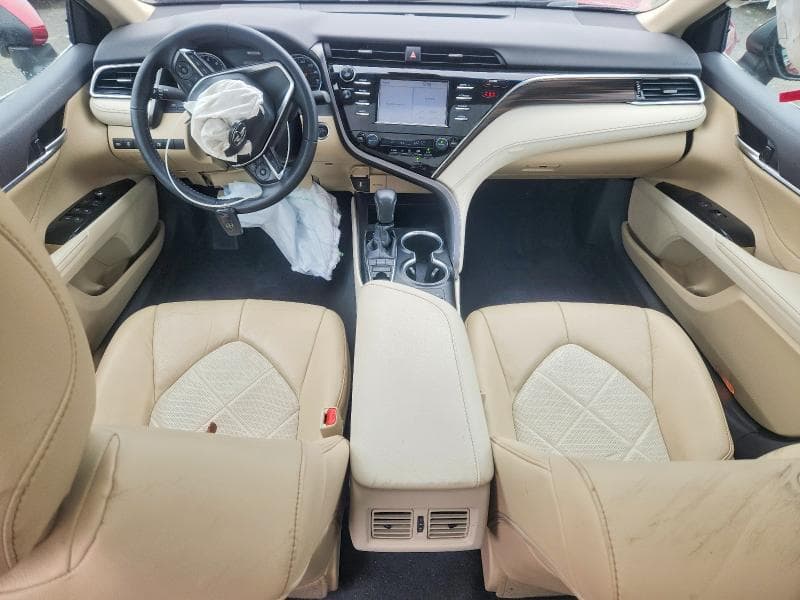 2018 TOYOTA CAMRY XLE 8