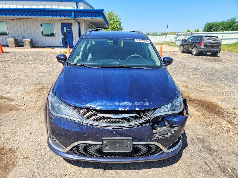 2019 CHRYSLER PACIFICA TOURING L PLUS 5