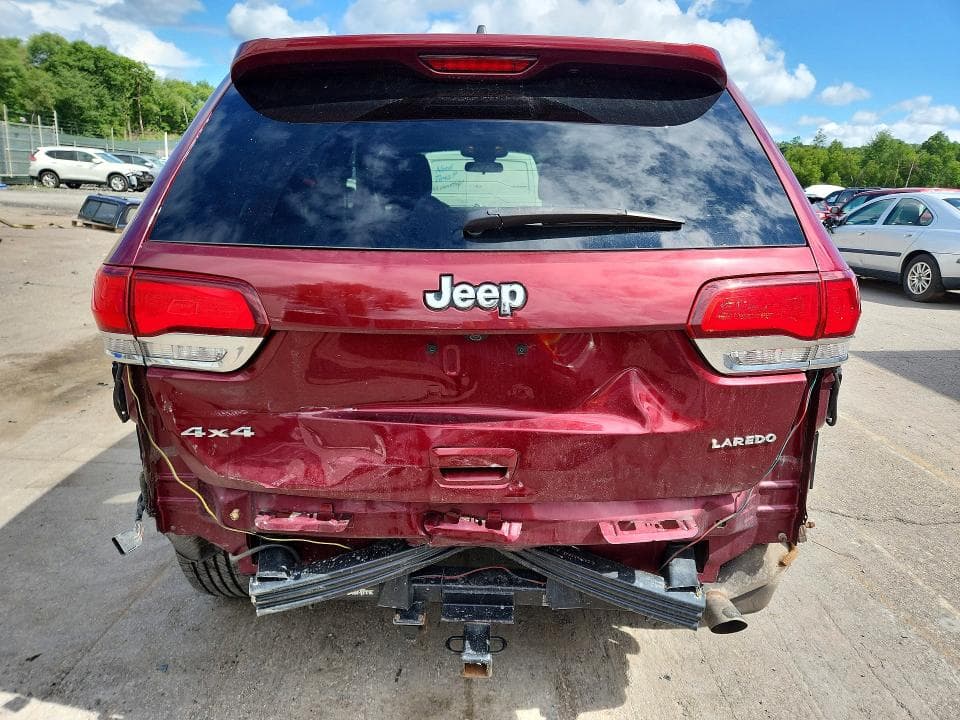 2020 JEEP GRAND CHEROKEE LAREDO 6
