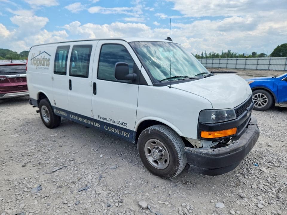 2018 CHEVROLET EXPRESS G2500 4