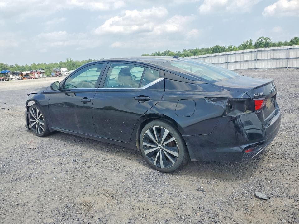 2022 NISSAN ALTIMA SR 2
