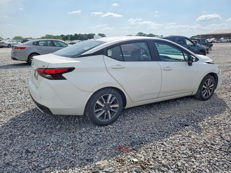 2020 NISSAN VERSA SV 3