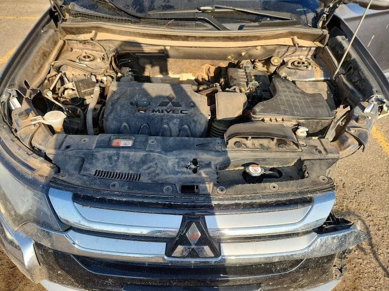 2017 MITSUBISHI OUTLANDER SE 12