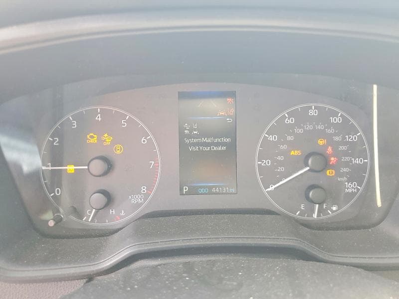 2025 TOYOTA COROLLA LE 9