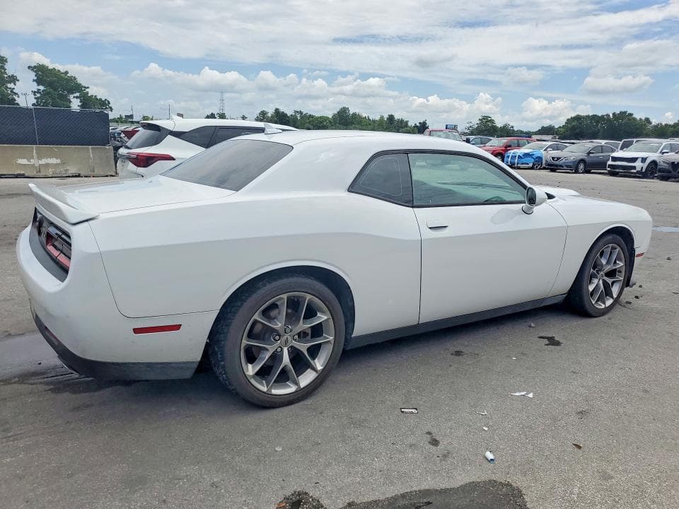 2021 DODGE CHALLENGER GT 3