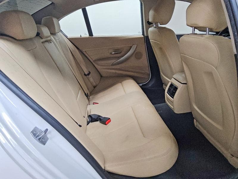 2017 BMW 320 I 10