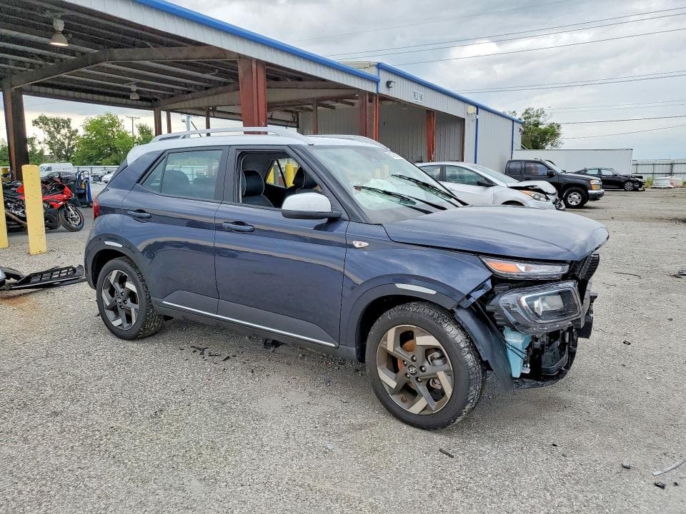 2026 HYUNDAI VENUE SEL 4