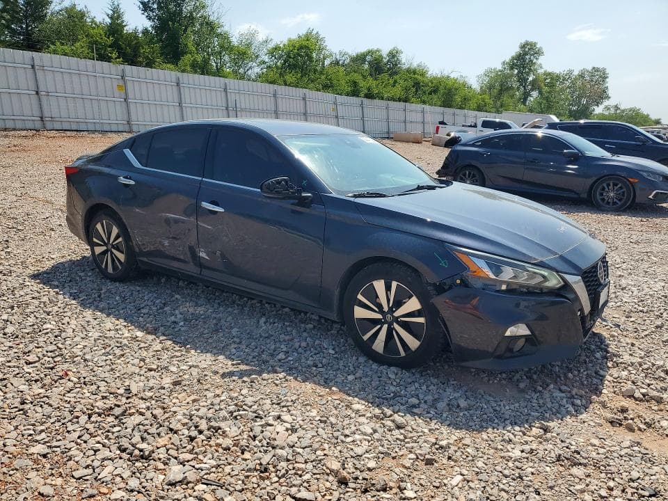 2020 NISSAN ALTIMA SL 4