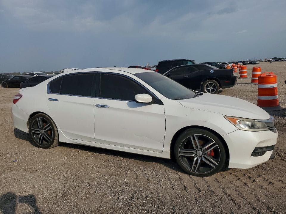 2017 HONDA ACCORD SPORT 4