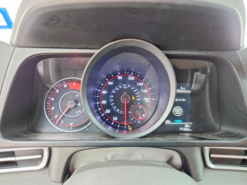 2021 HYUNDAI ELANTRA SEL 9