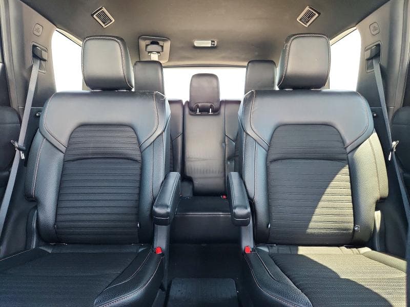 2023 NISSAN PATHFINDER SV 10