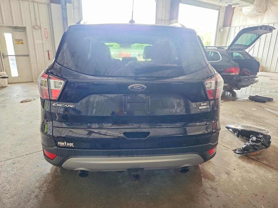 2017 FORD ESCAPE SE 6