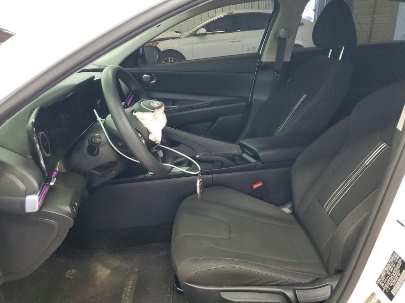 2024 HYUNDAI ELANTRA SEL 7