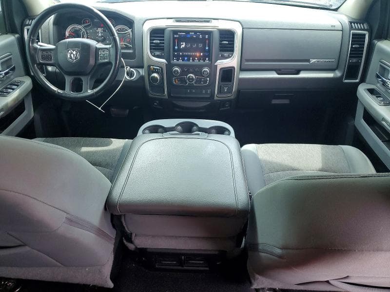 2019 RAM 1500 CLASSIC SLT 8