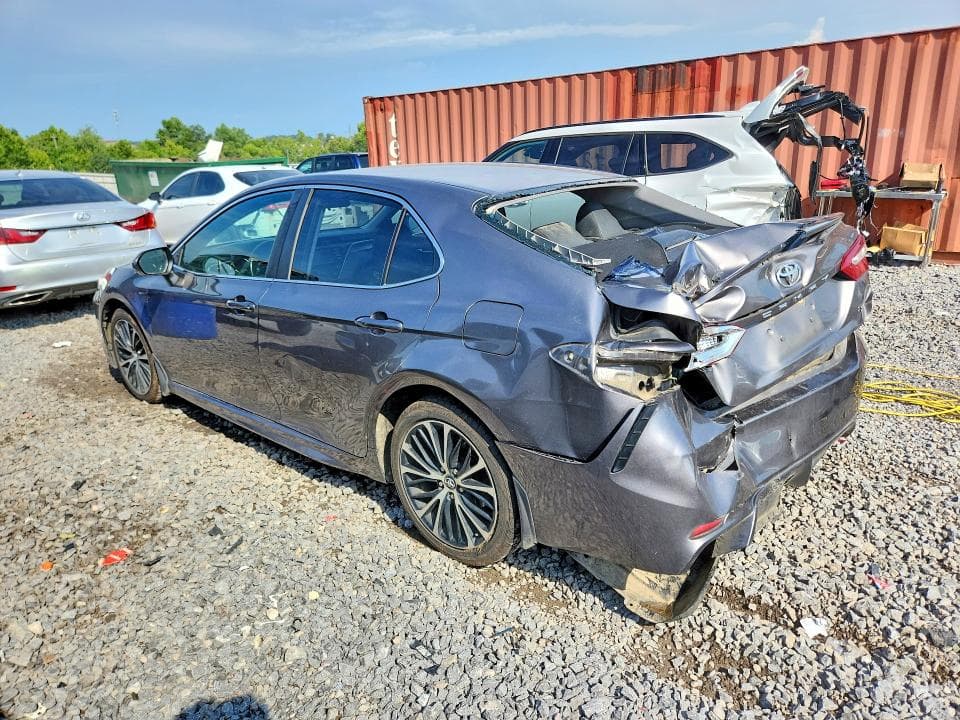 2018 TOYOTA CAMRY L 2