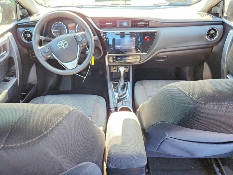 2018 TOYOTA COROLLA LE 8
