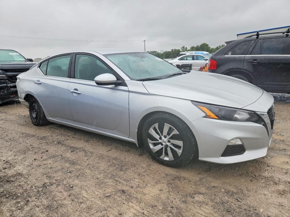 2022 NISSAN ALTIMA S S 4