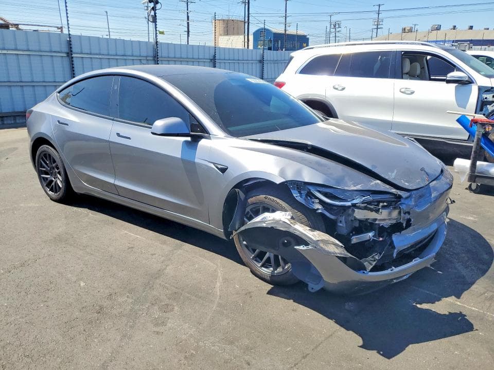 2026 TESLA MODEL 3 4