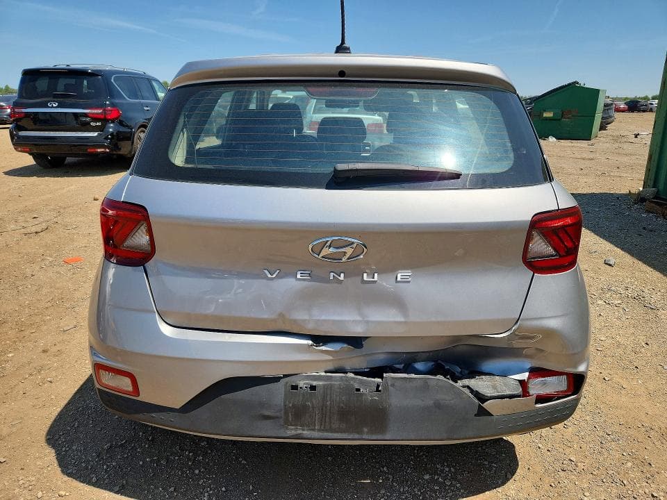 2025 HYUNDAI VENUE SE 6