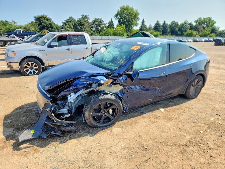 2026 TESLA MODEL Y - 1