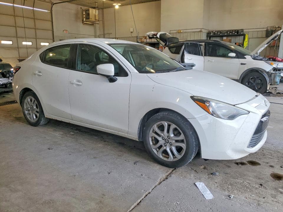 2017 TOYOTA YARIS IA BASE 4