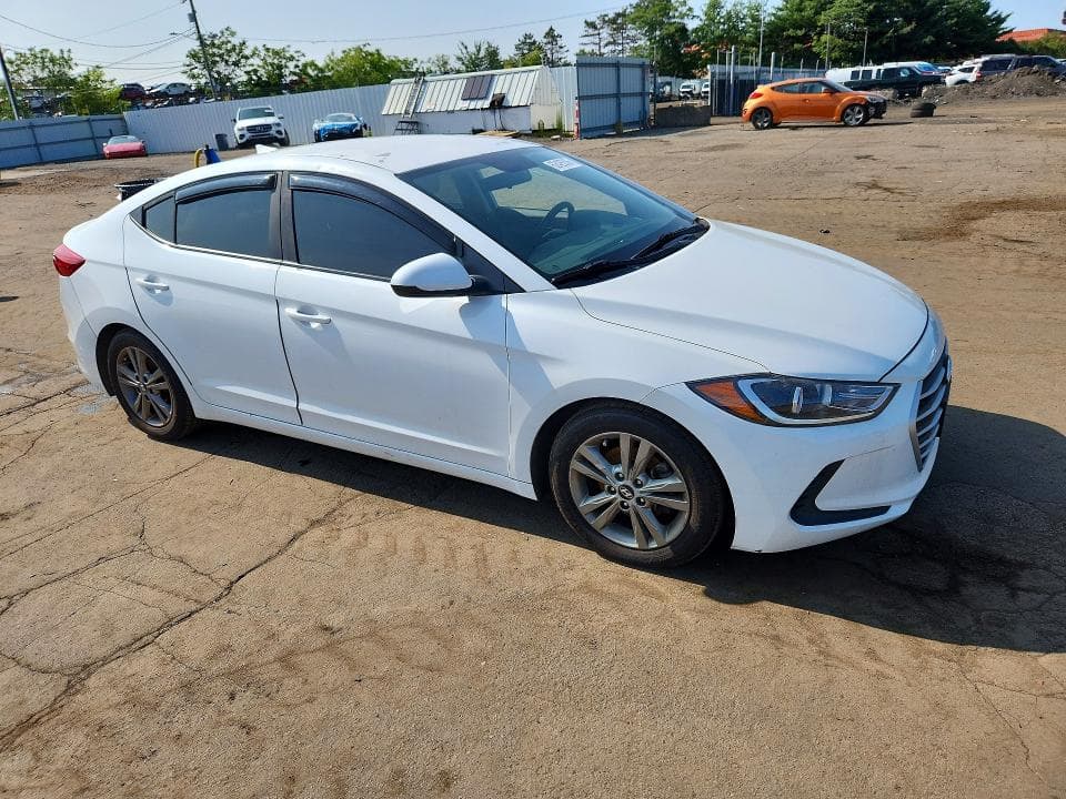 2018 HYUNDAI ELANTRA SEL SEL 4