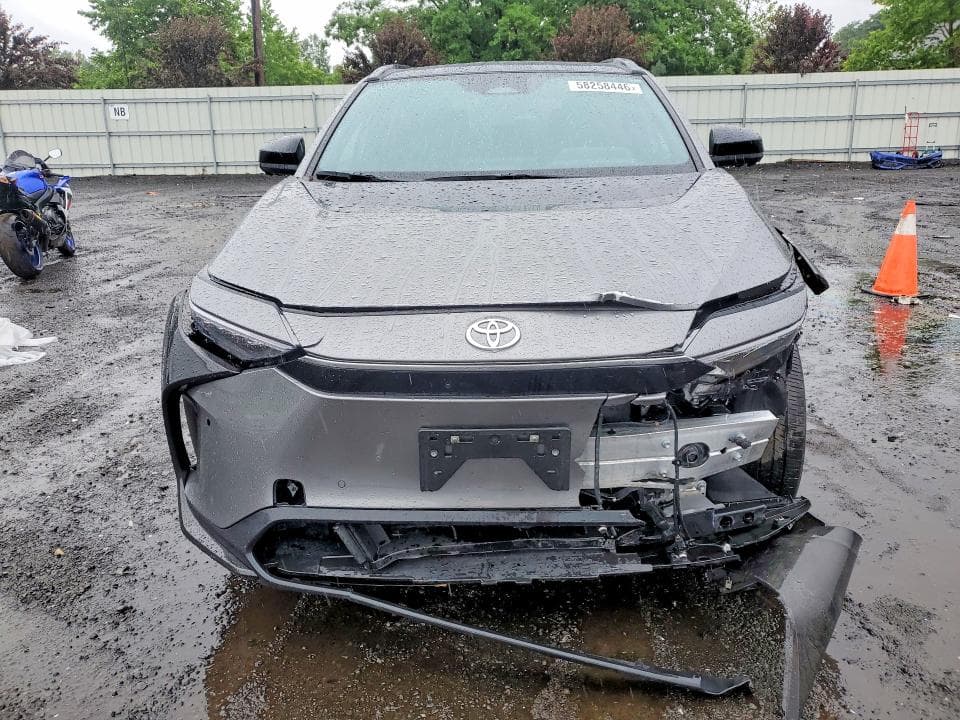 2024 TOYOTA BZ4X LIMITED 5