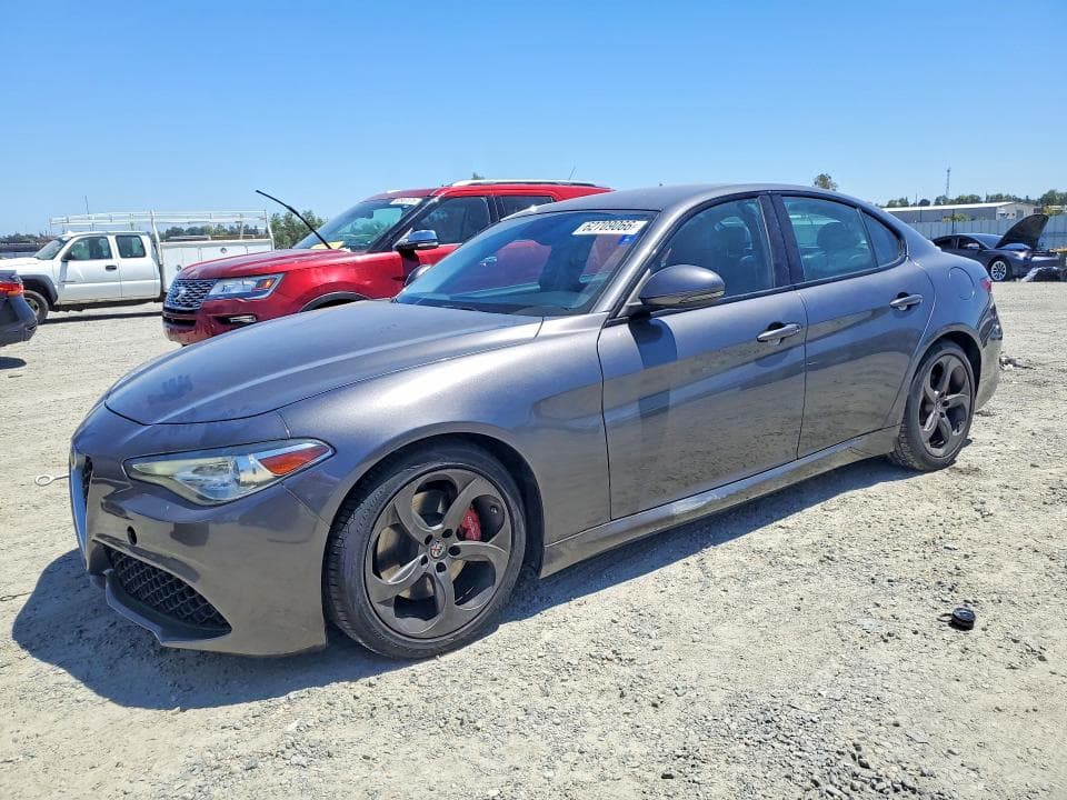 2018 ALFA ROMEO GIULIA - 1