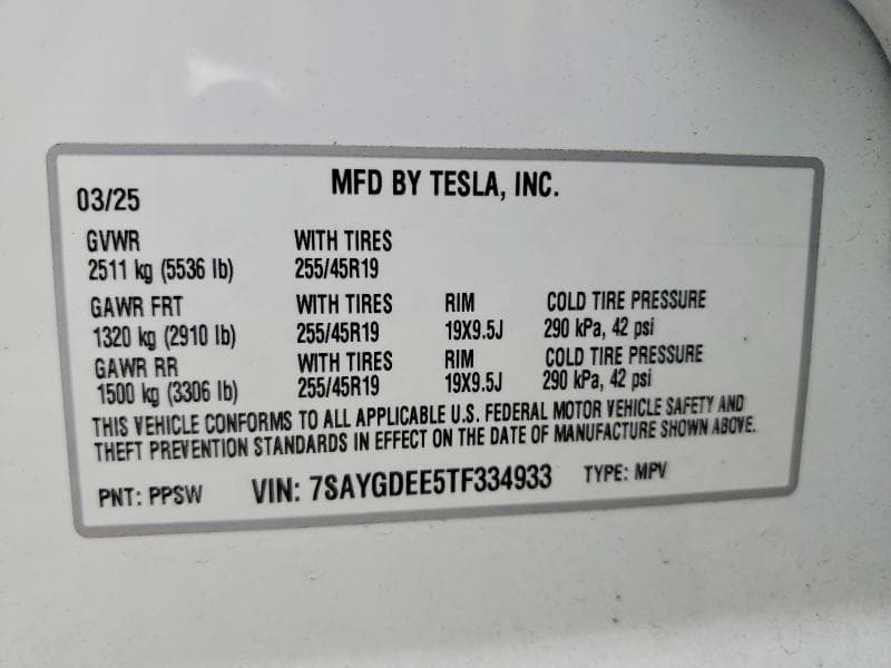 2026 TESLA MODEL Y 13