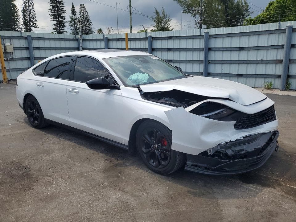 2025 HONDA ACCORD SE 4