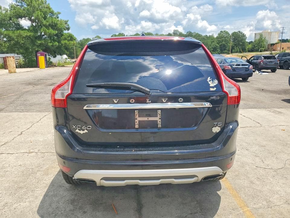 2017 VOLVO XC60 T5 DYNAMIC 6