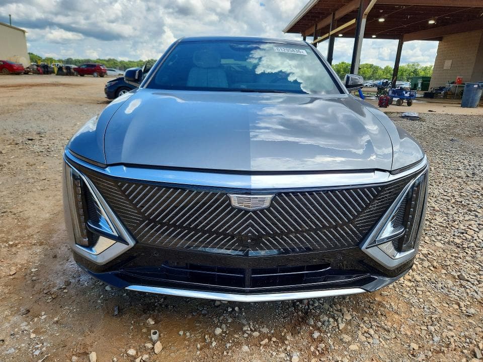 2024 CADILLAC LYRIQ LUXURY 5