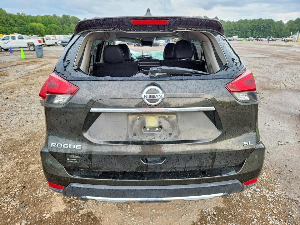 2017 NISSAN ROGUE SL 6