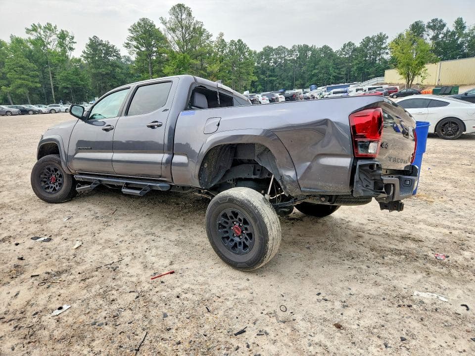 2021 TOYOTA TACOMA SR5 V6 2