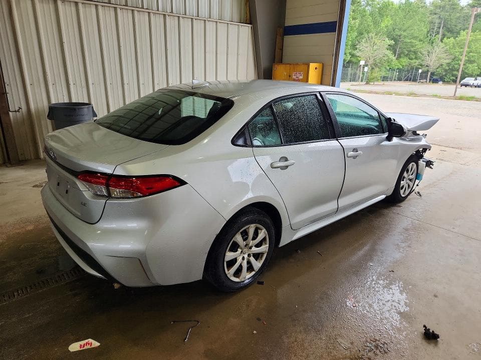 2022 TOYOTA COROLLA LE 3
