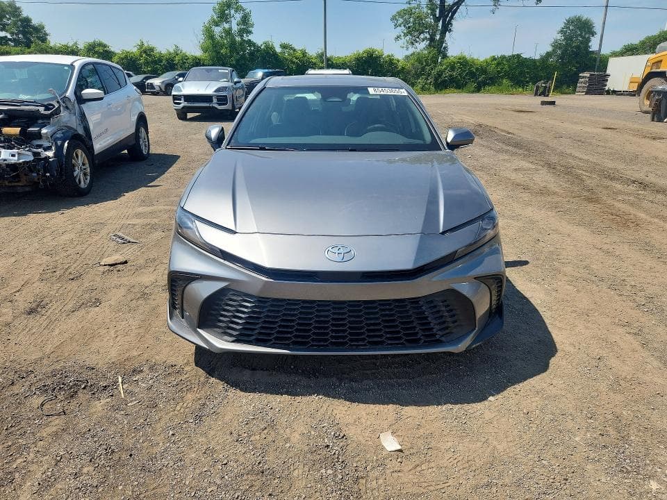 2026 TOYOTA CAMRY LE 5