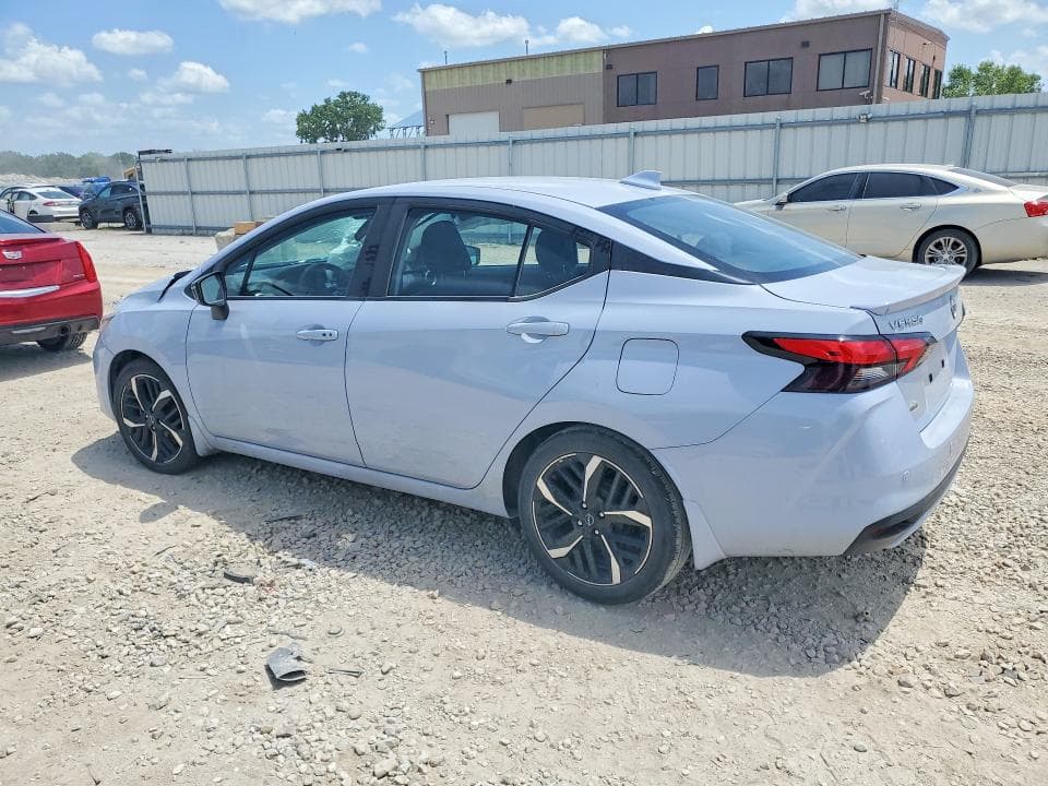 2024 NISSAN VERSA SR 2