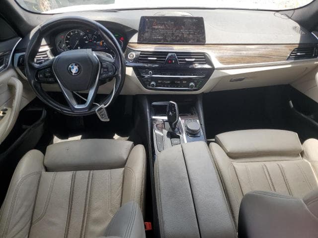 2019 BMW 530 I 8