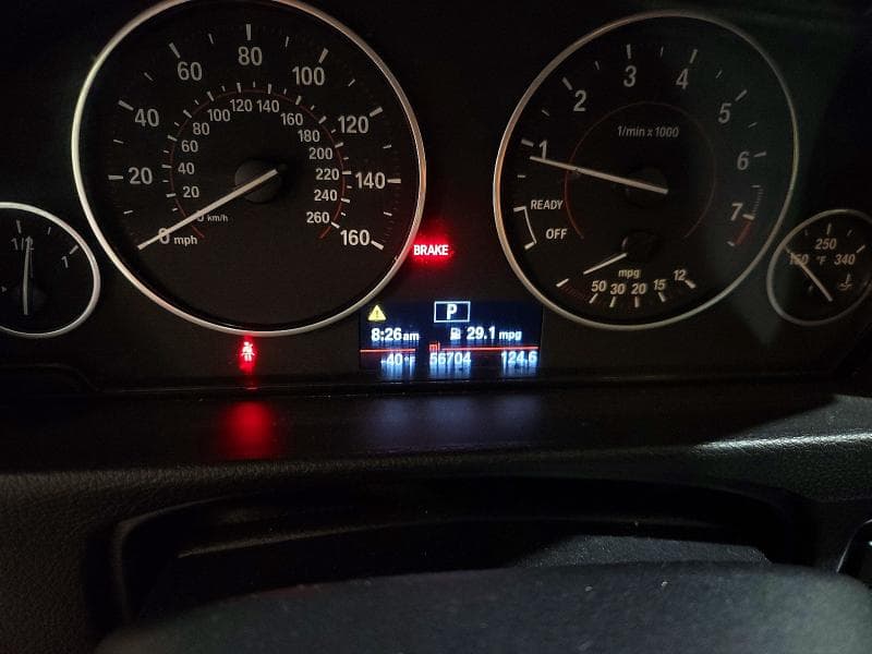 2018 BMW 330 XI 9