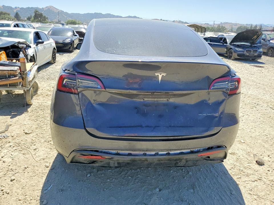 2022 TESLA MODEL Y 6